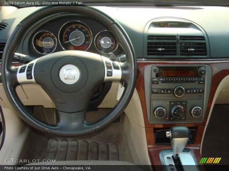 Gold Mist Metallic / Tan 2009 Saturn Aura XE