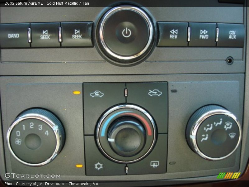 Gold Mist Metallic / Tan 2009 Saturn Aura XE