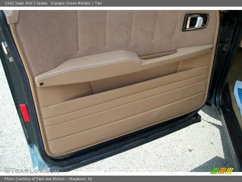Door Panel of 1992 900 S Sedan
