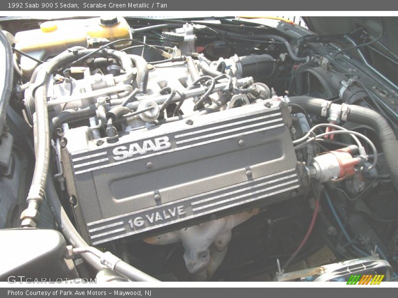  1992 900 S Sedan Engine - 2.1 Liter DOHC 16-Valve 4 Cylinder