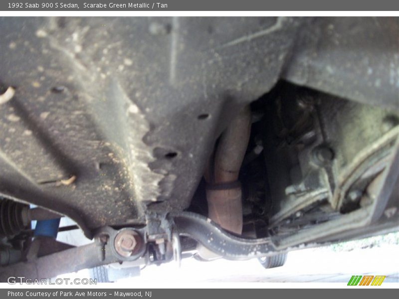 Undercarriage of 1992 900 S Sedan