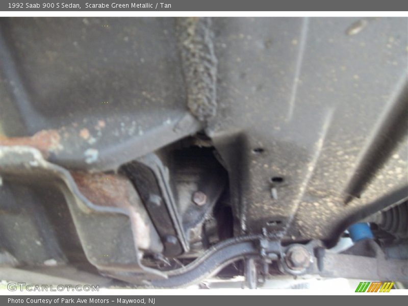 Undercarriage of 1992 900 S Sedan