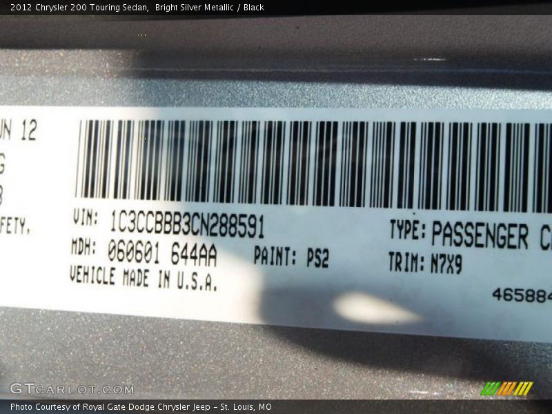 Bright Silver Metallic / Black 2012 Chrysler 200 Touring Sedan