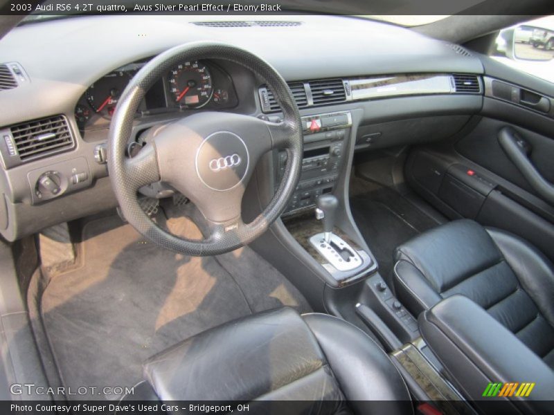 Dashboard of 2003 RS6 4.2T quattro