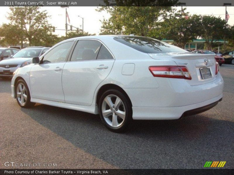Super White / Ash 2011 Toyota Camry SE