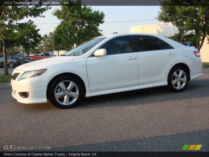 Super White / Ash 2011 Toyota Camry SE