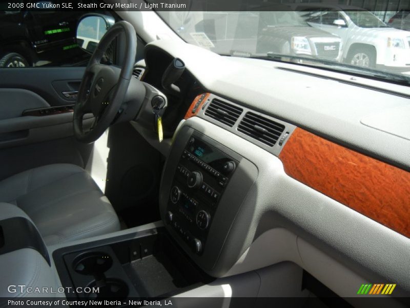 Stealth Gray Metallic / Light Titanium 2008 GMC Yukon SLE