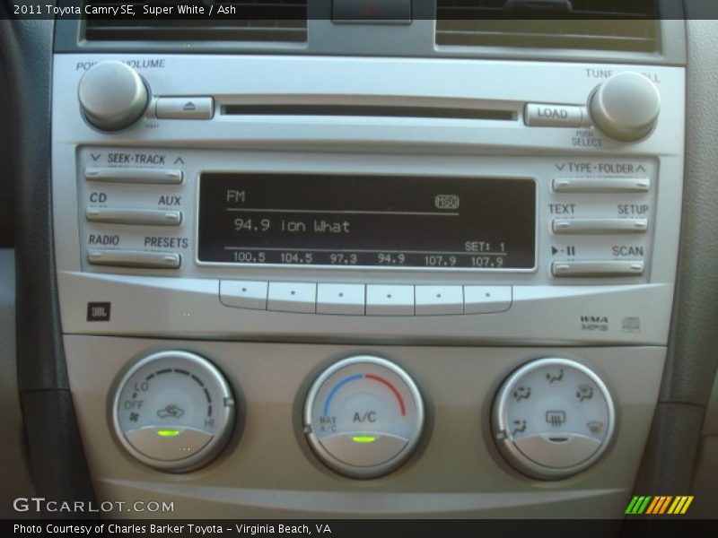 Super White / Ash 2011 Toyota Camry SE