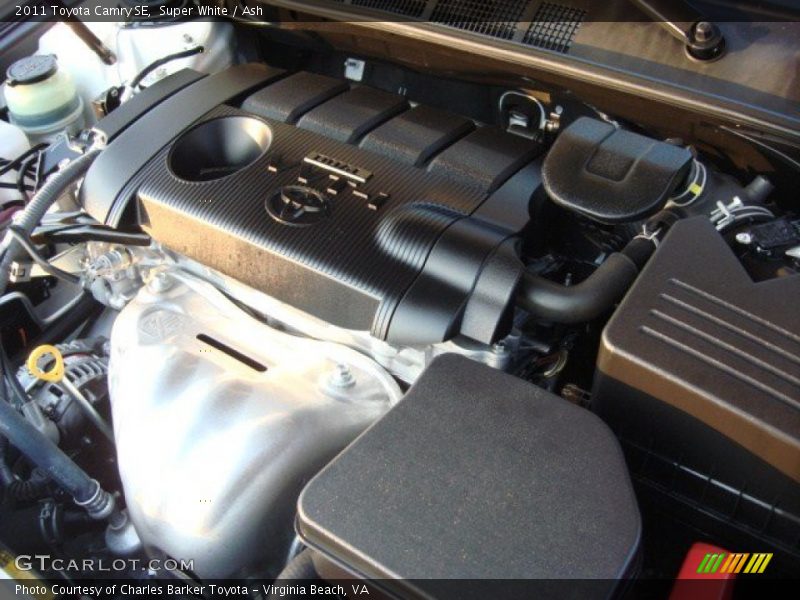 Super White / Ash 2011 Toyota Camry SE