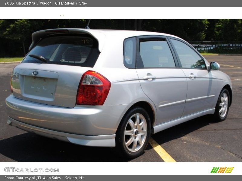 Clear Silver / Gray 2005 Kia Spectra 5 Wagon