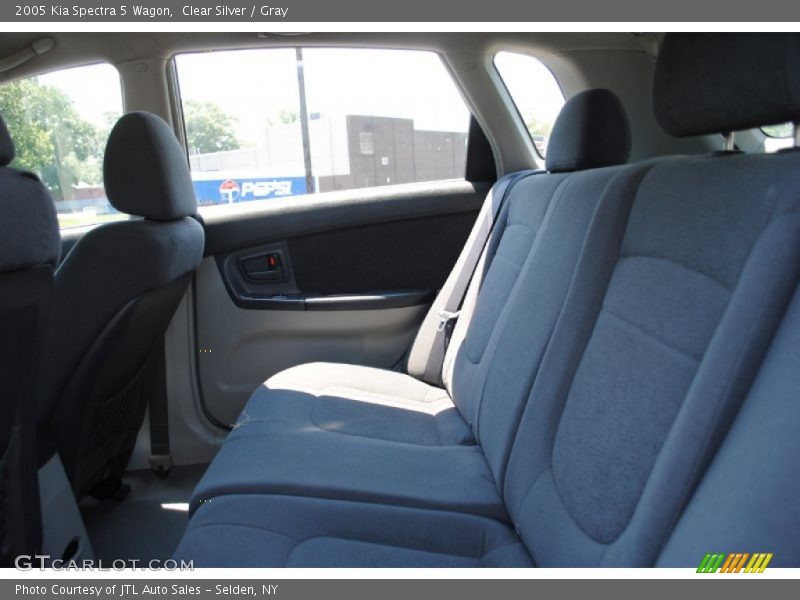 Clear Silver / Gray 2005 Kia Spectra 5 Wagon