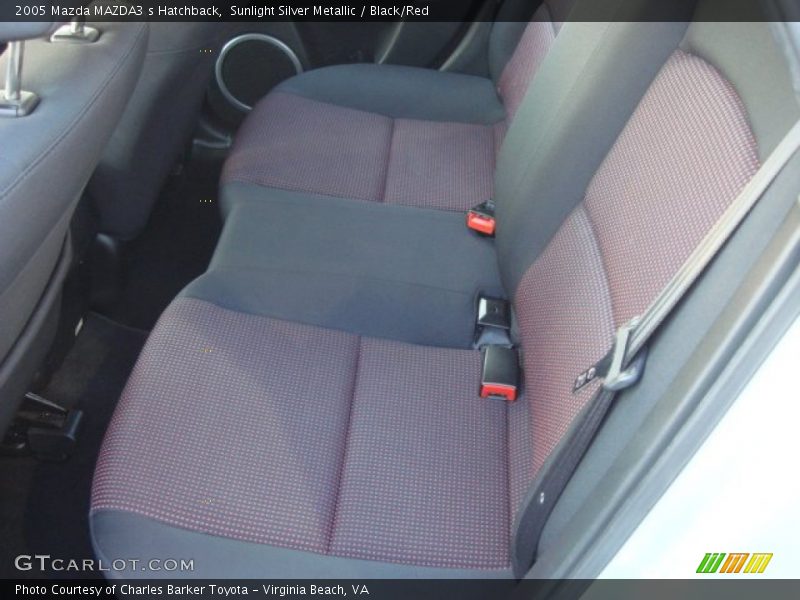 Sunlight Silver Metallic / Black/Red 2005 Mazda MAZDA3 s Hatchback