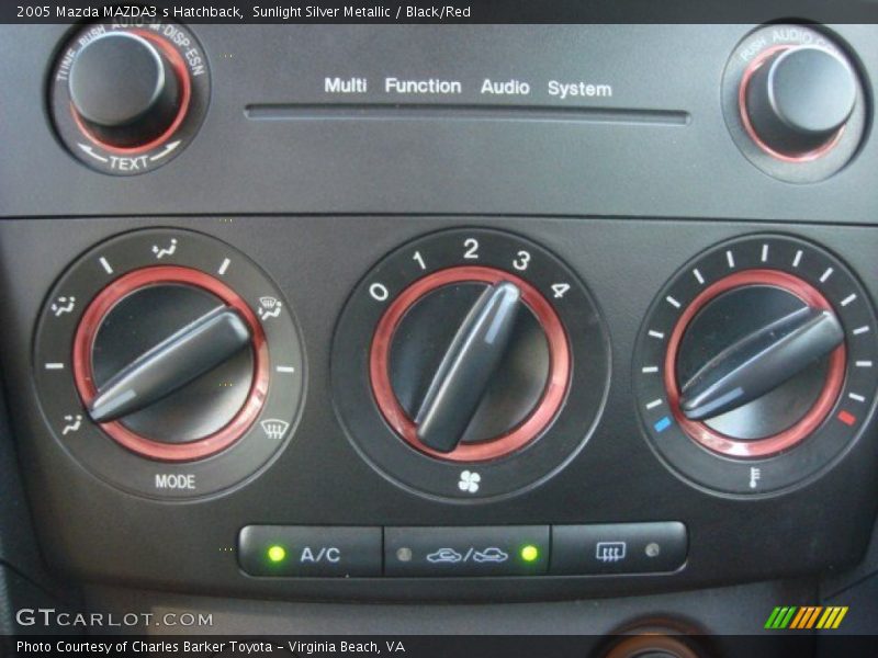 Sunlight Silver Metallic / Black/Red 2005 Mazda MAZDA3 s Hatchback