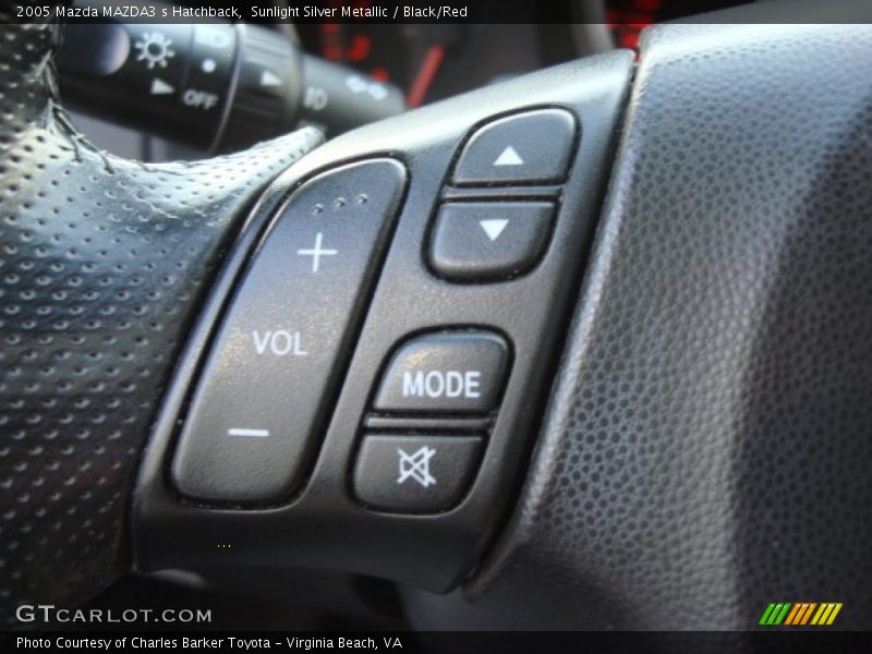 Sunlight Silver Metallic / Black/Red 2005 Mazda MAZDA3 s Hatchback
