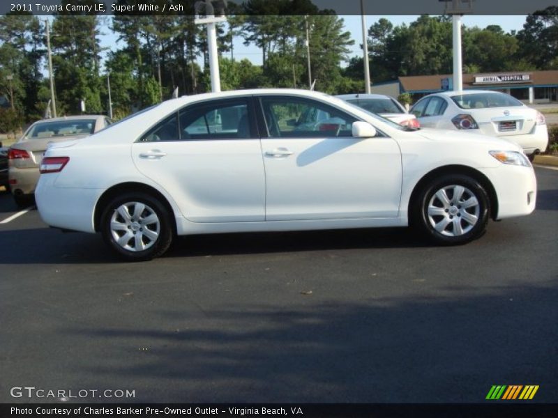 Super White / Ash 2011 Toyota Camry LE