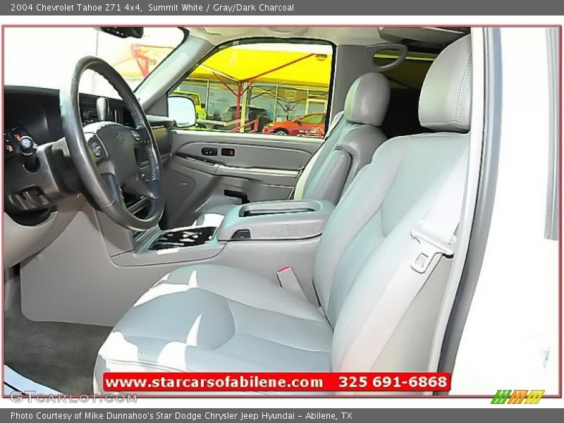 Summit White / Gray/Dark Charcoal 2004 Chevrolet Tahoe Z71 4x4