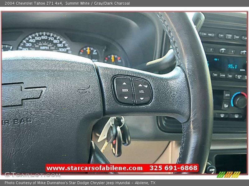 Summit White / Gray/Dark Charcoal 2004 Chevrolet Tahoe Z71 4x4