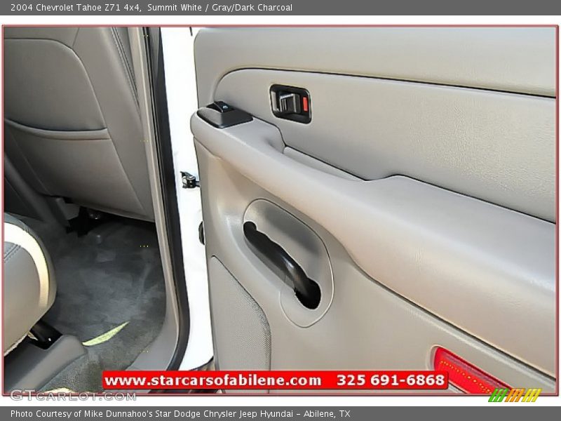 Summit White / Gray/Dark Charcoal 2004 Chevrolet Tahoe Z71 4x4