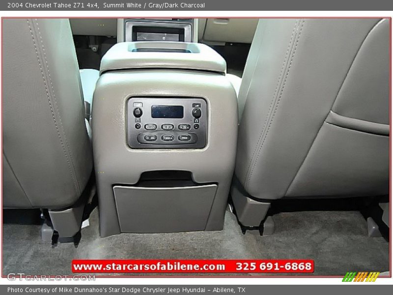 Summit White / Gray/Dark Charcoal 2004 Chevrolet Tahoe Z71 4x4