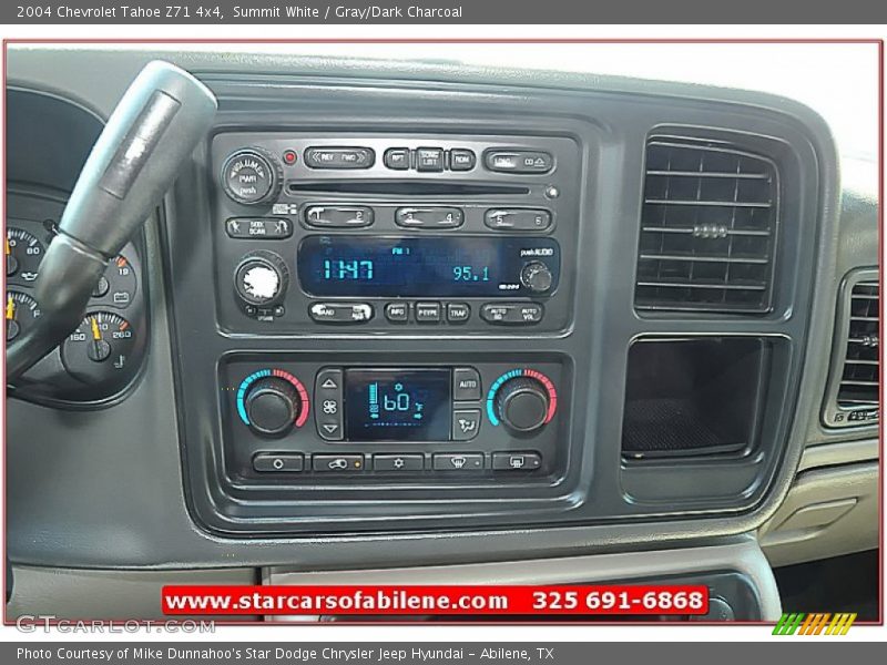 Summit White / Gray/Dark Charcoal 2004 Chevrolet Tahoe Z71 4x4