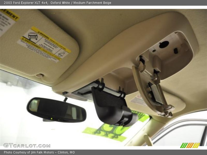 Oxford White / Medium Parchment Beige 2003 Ford Explorer XLT 4x4