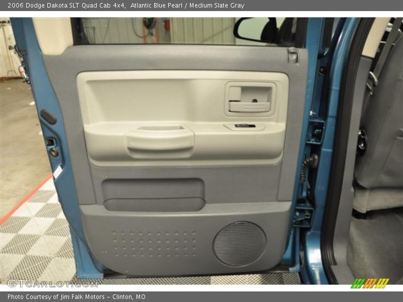Atlantic Blue Pearl / Medium Slate Gray 2006 Dodge Dakota SLT Quad Cab 4x4