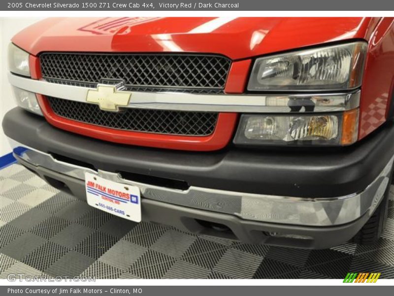 Victory Red / Dark Charcoal 2005 Chevrolet Silverado 1500 Z71 Crew Cab 4x4