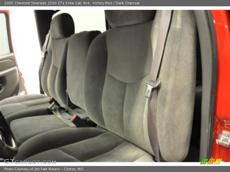 Victory Red / Dark Charcoal 2005 Chevrolet Silverado 1500 Z71 Crew Cab 4x4