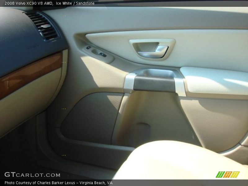 Ice White / Sandstone 2008 Volvo XC90 V8 AWD