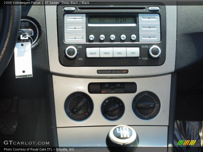 Deep Black / Black 2006 Volkswagen Passat 2.0T Sedan