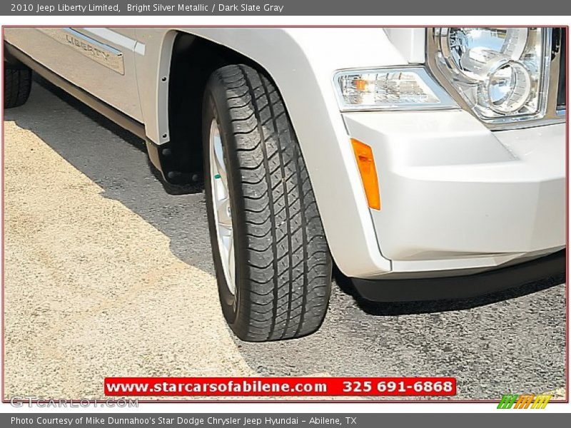 Bright Silver Metallic / Dark Slate Gray 2010 Jeep Liberty Limited