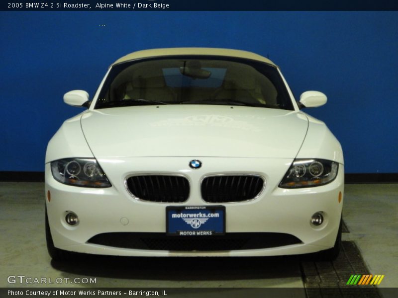 Alpine White / Dark Beige 2005 BMW Z4 2.5i Roadster