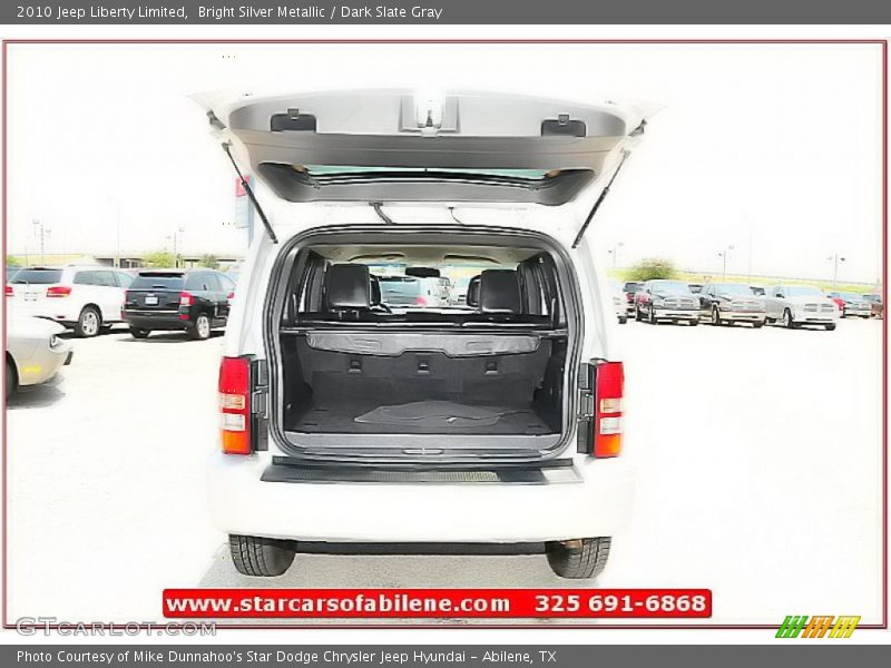 Bright Silver Metallic / Dark Slate Gray 2010 Jeep Liberty Limited