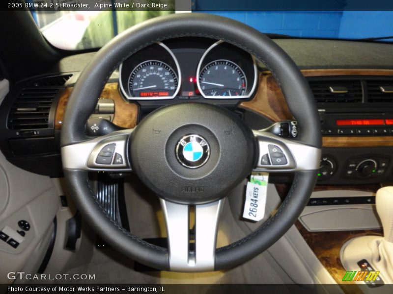 Alpine White / Dark Beige 2005 BMW Z4 2.5i Roadster