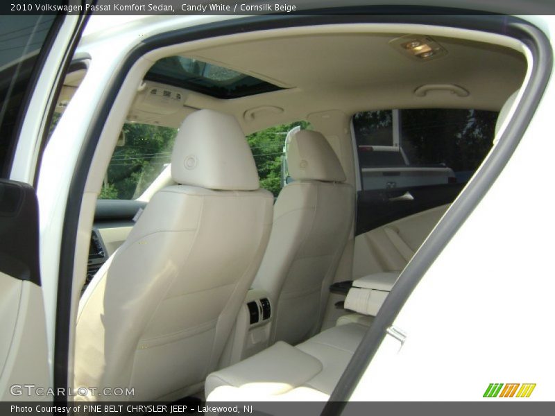 Candy White / Cornsilk Beige 2010 Volkswagen Passat Komfort Sedan