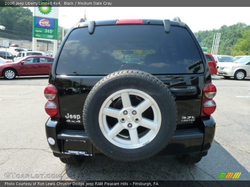 Black / Medium Slate Gray 2006 Jeep Liberty Limited 4x4