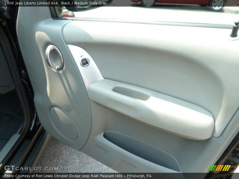 Black / Medium Slate Gray 2006 Jeep Liberty Limited 4x4