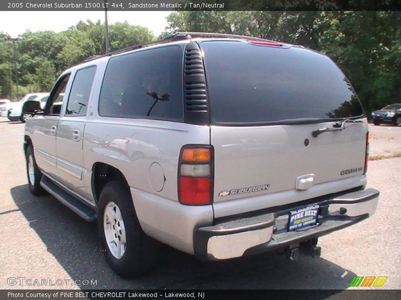 Sandstone Metallic / Tan/Neutral 2005 Chevrolet Suburban 1500 LT 4x4