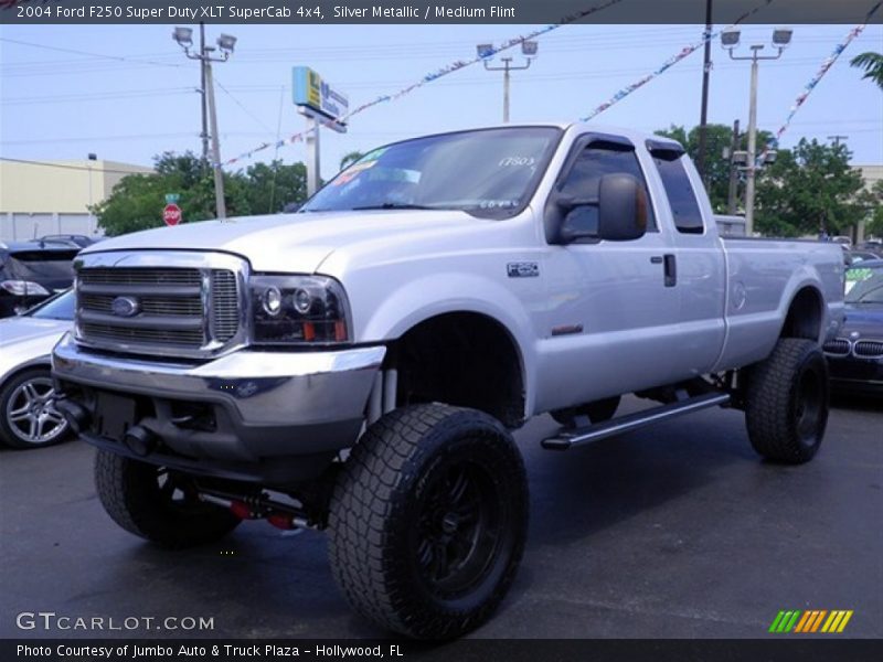Silver Metallic / Medium Flint 2004 Ford F250 Super Duty XLT SuperCab 4x4