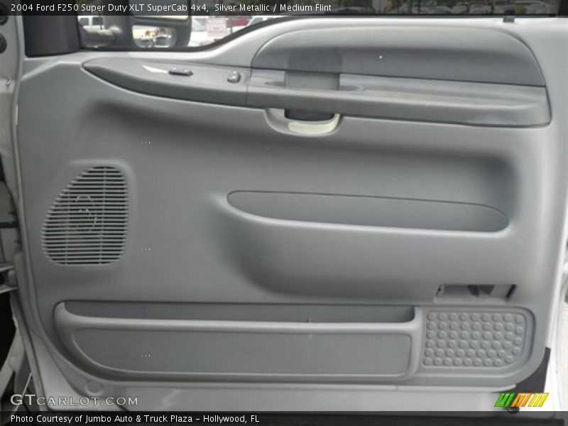 Silver Metallic / Medium Flint 2004 Ford F250 Super Duty XLT SuperCab 4x4