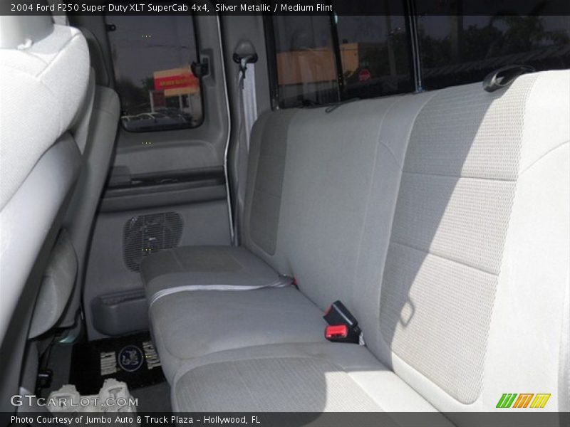 Silver Metallic / Medium Flint 2004 Ford F250 Super Duty XLT SuperCab 4x4