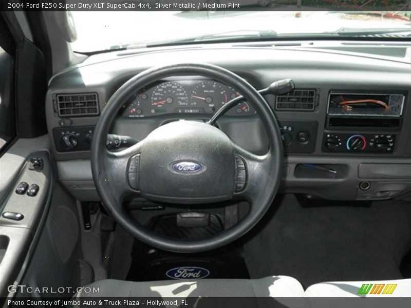 Silver Metallic / Medium Flint 2004 Ford F250 Super Duty XLT SuperCab 4x4