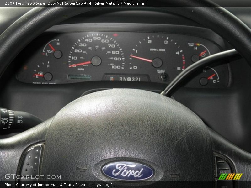 Silver Metallic / Medium Flint 2004 Ford F250 Super Duty XLT SuperCab 4x4