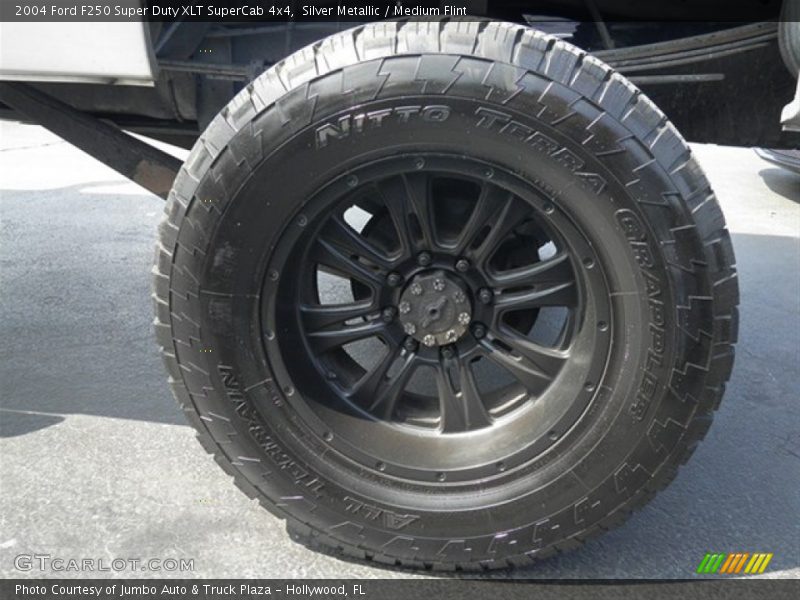 Silver Metallic / Medium Flint 2004 Ford F250 Super Duty XLT SuperCab 4x4
