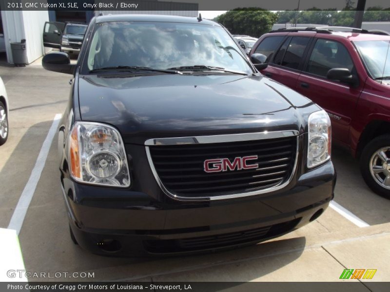 Onyx Black / Ebony 2011 GMC Yukon XL SLE