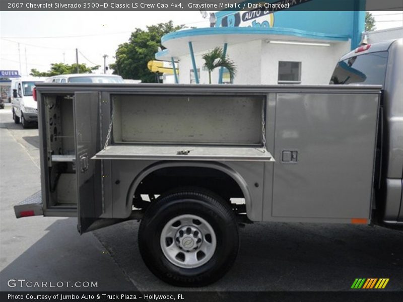 Graystone Metallic / Dark Charcoal 2007 Chevrolet Silverado 3500HD Classic LS Crew Cab 4x4