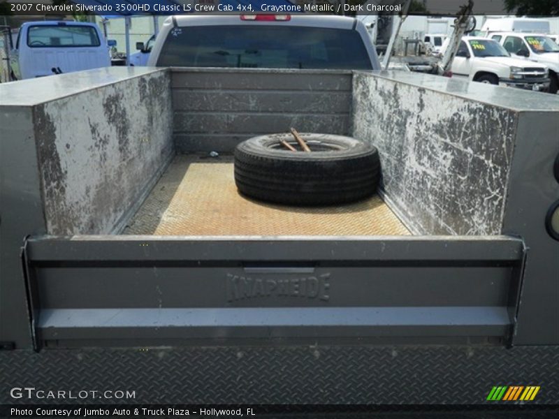 Graystone Metallic / Dark Charcoal 2007 Chevrolet Silverado 3500HD Classic LS Crew Cab 4x4