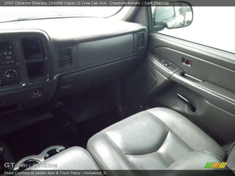 Graystone Metallic / Dark Charcoal 2007 Chevrolet Silverado 3500HD Classic LS Crew Cab 4x4