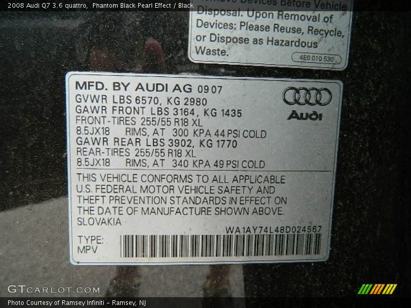 Phantom Black Pearl Effect / Black 2008 Audi Q7 3.6 quattro