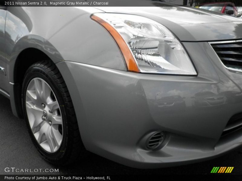 Magnetic Gray Metallic / Charcoal 2011 Nissan Sentra 2.0
